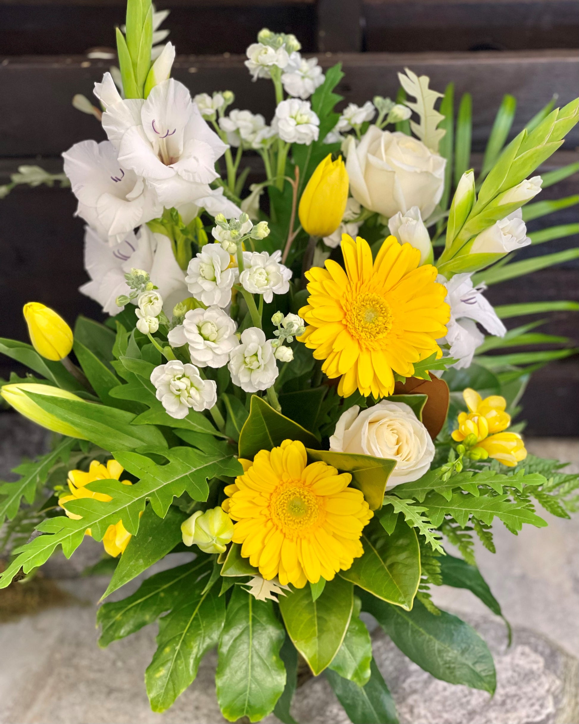Flowersetc, Floral, Bouquet, Flowers, Gifts, Posy, Posey, Wellington, Lower Hutt, Upper Hutt, Petone, Eastbourne, Bright, Pastel, Florist, Florists, Creative, Flair, custom, bespoke, bunch, bunches, scent, plants, Indoor, wedding, sympathy, funeral, arrangement, floral, seasonal, excellent, elegant, prestige, buttonhole, corsage, gifts for mum, gifts for girlfriend, gifts for friends